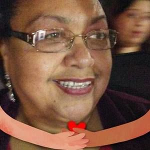 Meet your Posher, Paula